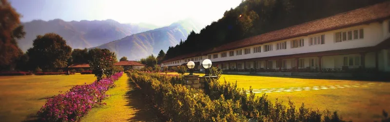 The LaLiT Grand Palace, Srinagar, wedding venue view 4